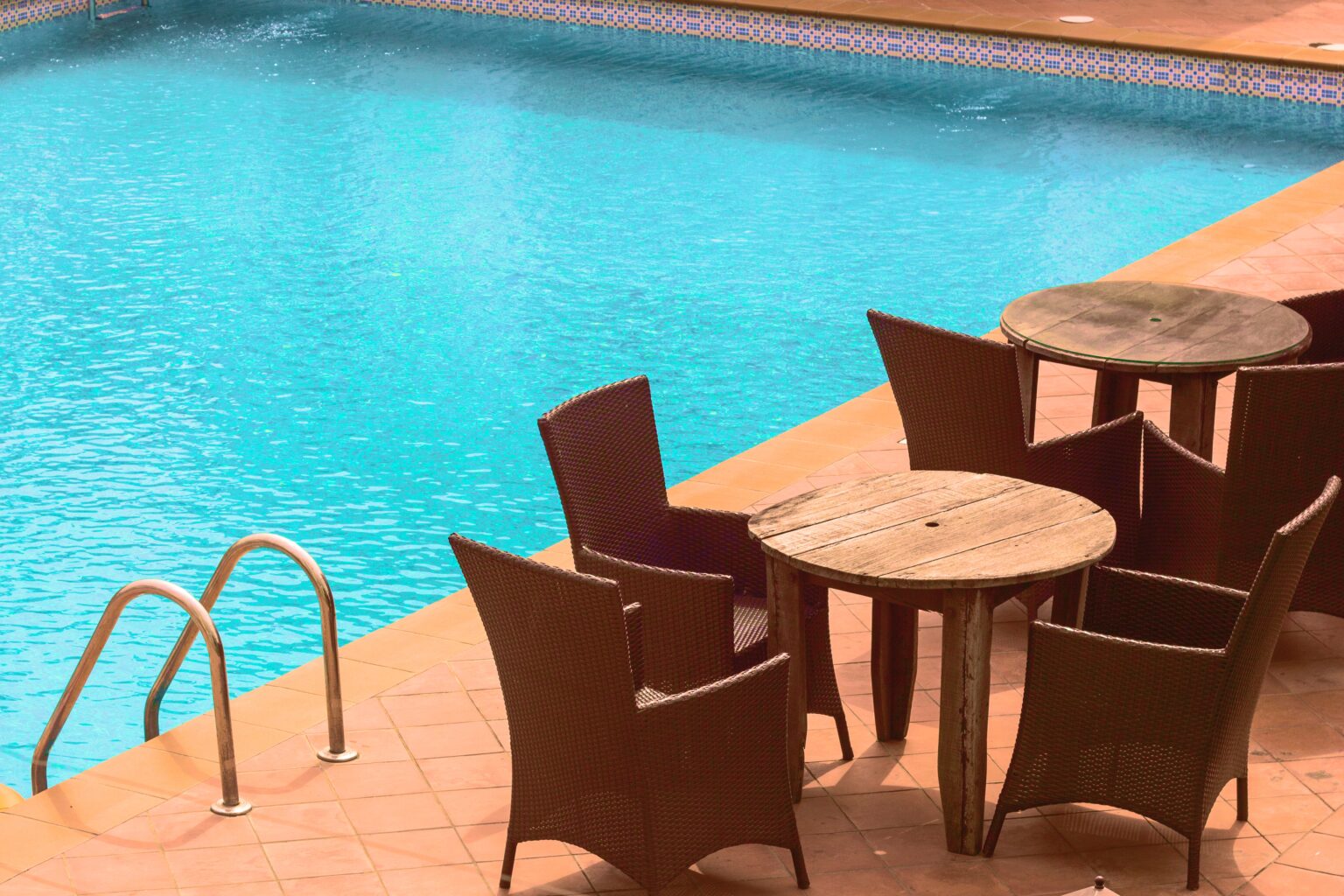 expertos en mantenimiento de piscinas SafePool365