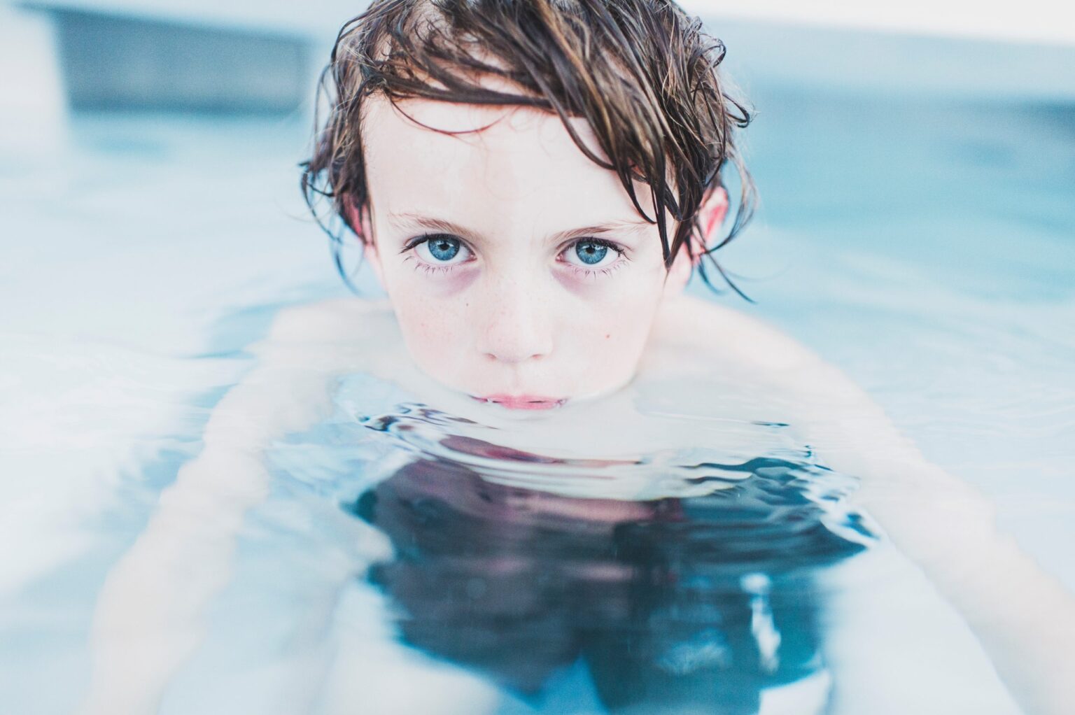 expertos en mantenimiento de piscinas SafePool365